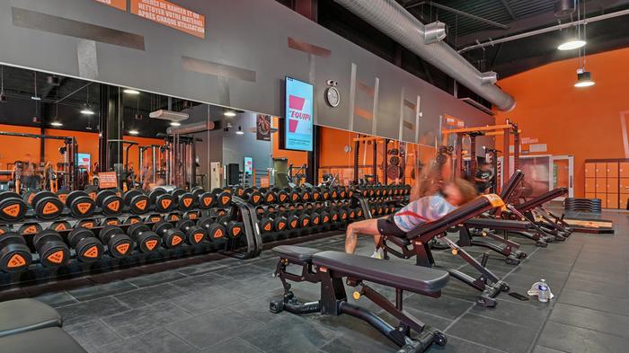 Basic-Fit Saint-P&eacute;ray Avenue Gross Umstadt 24/7