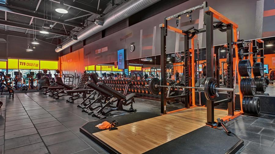 Basic-Fit Saint-P&eacute;ray Avenue Gross Umstadt 24/7