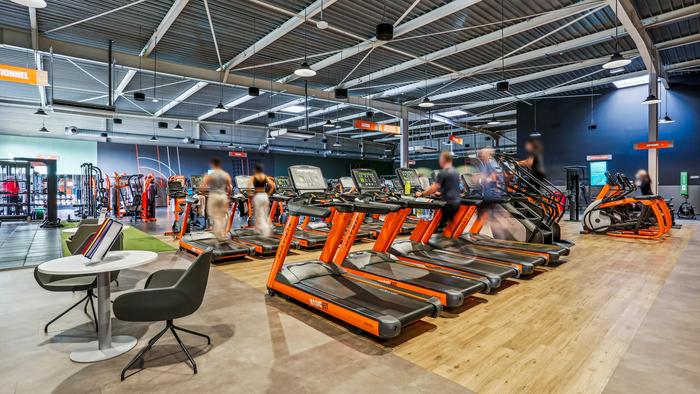 Basic-Fit Englos CC Auchan Les G&eacute;ants 24/7