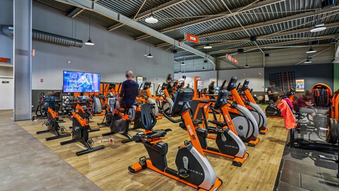 Basic-Fit Englos CC Auchan Les G&eacute;ants 24/7