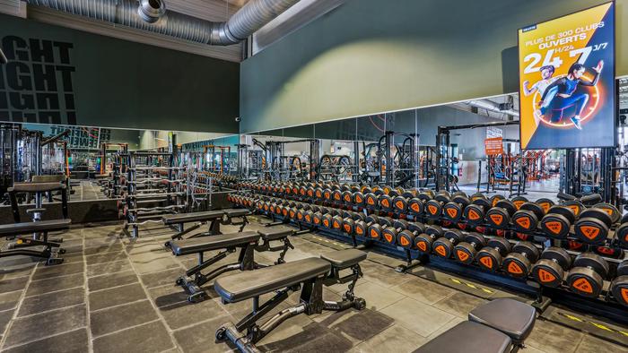 Basic-Fit Englos CC Auchan Les G&eacute;ants 24/7