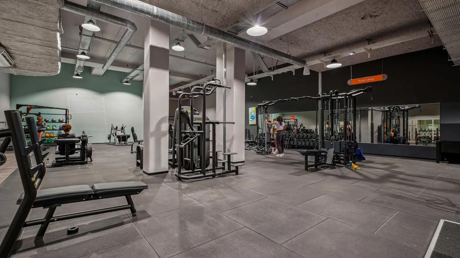 Basic-Fit Paris Avenue de la Porte de Chatillon Mixte 24/7