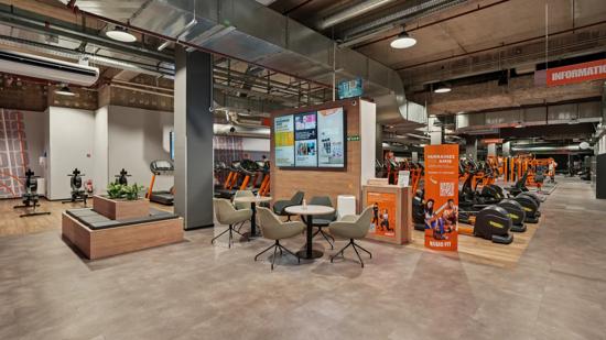 Basic-Fit Angoul&egrave;me Place du Champs de Mars