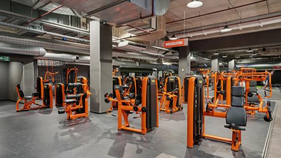 Basic-Fit Angoul&egrave;me Place du Champs de Mars