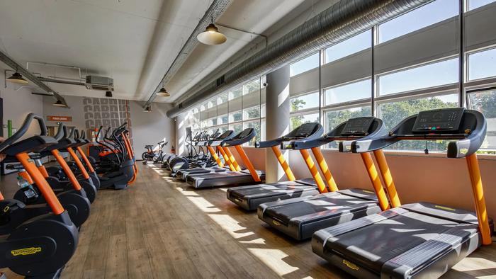 Basic-Fit Clichy-la-Garenne Route du Port Mixte 24/7