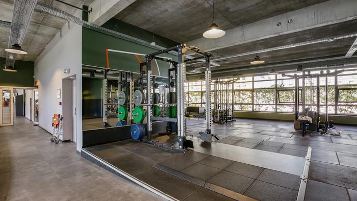 Basic-Fit Clichy-la-Garenne Route du Port Mixte 24/7