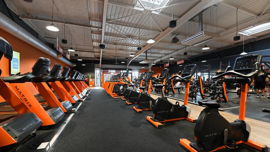 Basic-Fit L&rsquo;Isle-d&rsquo;Abeau Centre Commercial Carrefour
