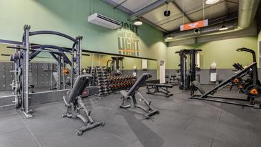 Basic-Fit Nimes Rue Françis Cantier 24/7