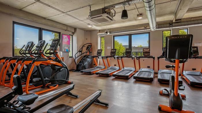 Basic-Fit Gennevilliers All&eacute;e des Barbanniers 24/7