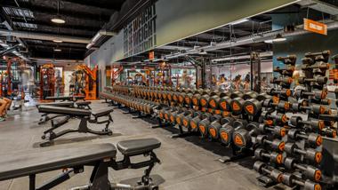 Basic-Fit Bagnols-Sur-Cèze Route Pont Saint Esprit 24/7