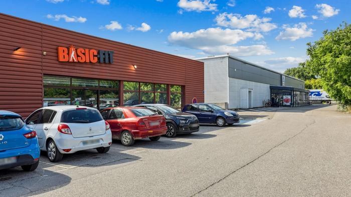 Basic-Fit Bagnols-Sur-C&egrave;ze Route Pont Saint Esprit 24/7
