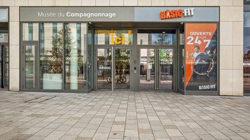 Basic-Fit Tours Hauts de la rue Nationale 24/7