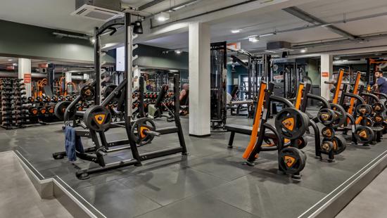 Basic-Fit Sabl&eacute;-sur-Sarthe Rue Carnot