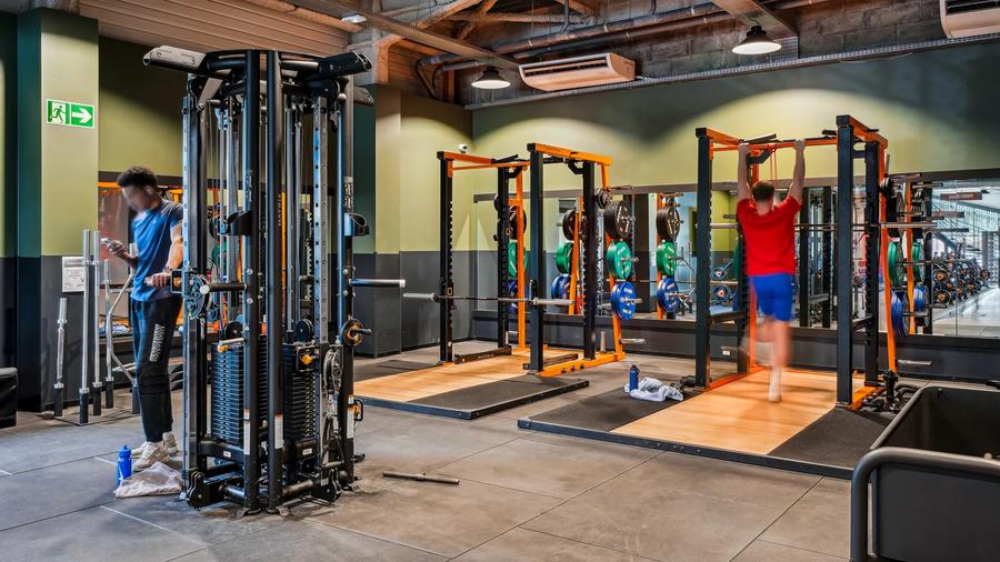 Basic-Fit L&eacute;zignan-Corbi&egrave;res 10A Rue L&eacute;o Lagrange 24/7