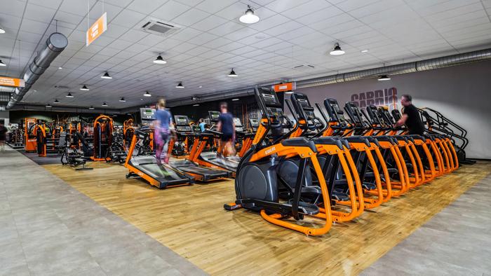 Basic-Fit Avion Avenue Achille Thumerelle 24/7