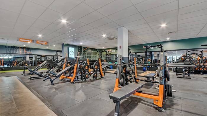 Basic-Fit Saint Amand Montrond rue Ernest Mallard