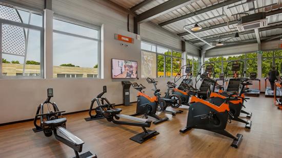 Basic-Fit Val-de-Reuil Avenue des Falaises 24/7