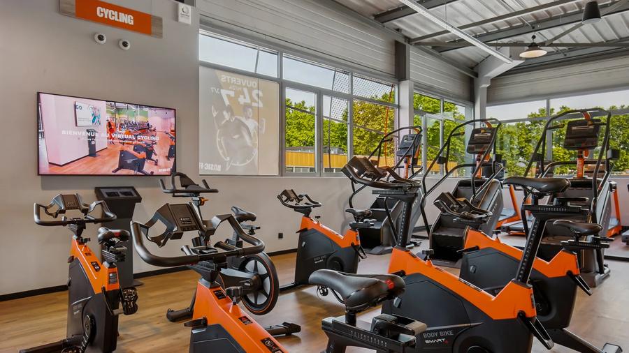 Basic-Fit Val-de-Reuil Avenue des Falaises 24/7