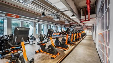 Basic-Fit Courbevoie Place des Corolles