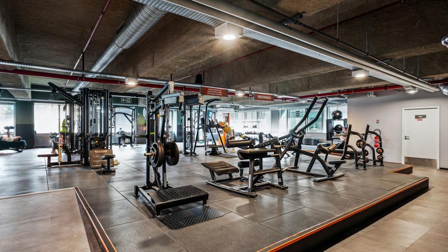 Basic-Fit Courbevoie Place des Corolles