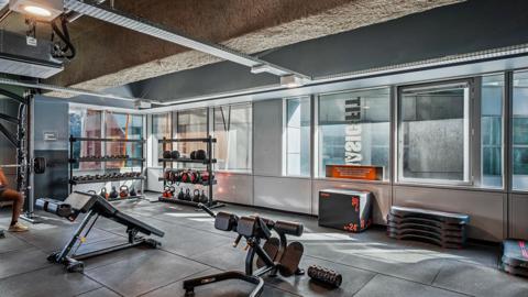 Basic-Fit Courbevoie Place des Corolles