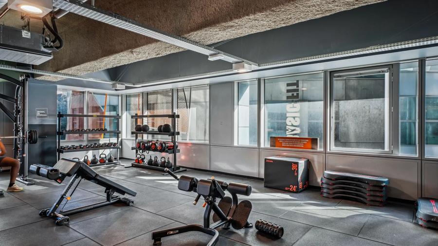 Basic-Fit Courbevoie Place des Corolles
