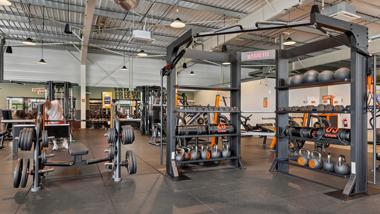 Basic-Fit Delle 4 Rue Hubert Curien 24/7