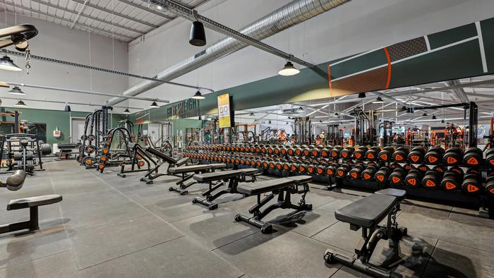 Basic-Fit Bar-sur-Aube  Rue Louis Desprez
