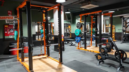 Avenida Virgen del Carmen 35, Madrid