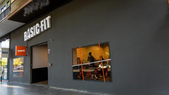 Calle Luis Montoto 132