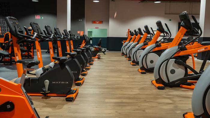 Parque comercial Vega del Rey 4