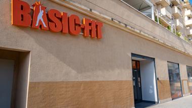 Avinguda de les Corts Valencianes 6, Elche