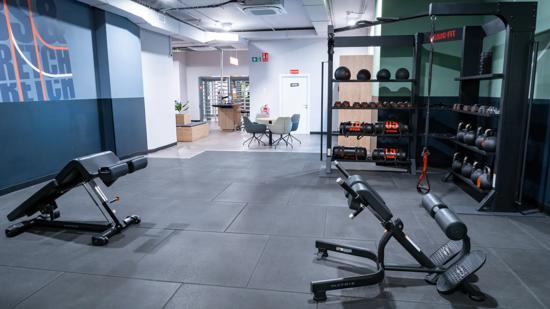 Avinguda de les Corts Valencianes 6, Elche