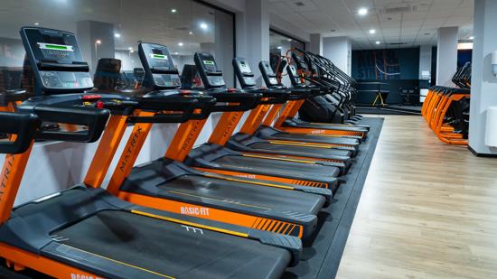 Avenida de los Almog&aacute;vares 14