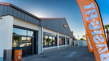 Avenida de Adolfo Su&aacute;rez 39, Dos Hermanas, Sevilla