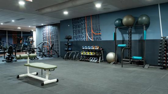 Avda. Salvador de Madariaga 7