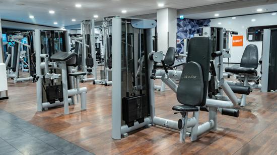 C. Costa Brava, 2, Centro Comercial Carrefour II, Valladolid