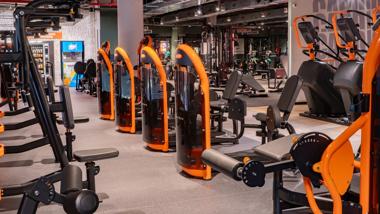 Avda. Josep Tarradellas, Centro Comercial La Farga