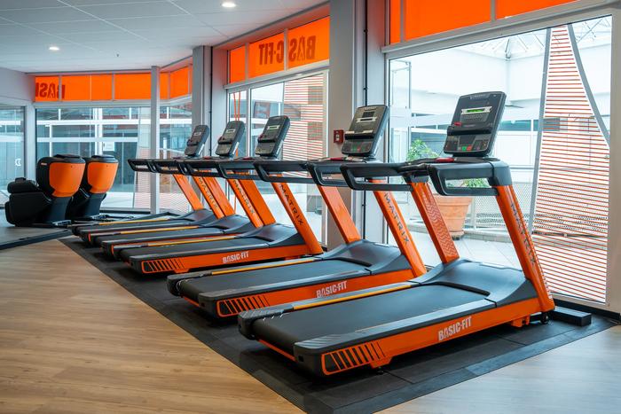 Basic-Fit Zweibr&uuml;cken Hallplatz 7
