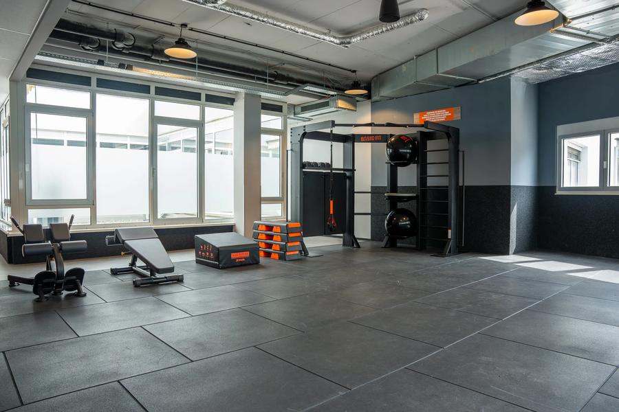 Basic-Fit Zweibr&uuml;cken Hallplatz 7