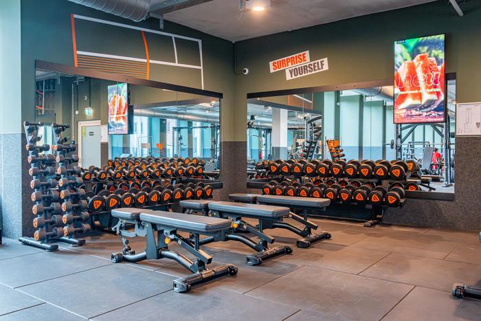 Basic-Fit L&uuml;denscheid Rathausplatz 24/7