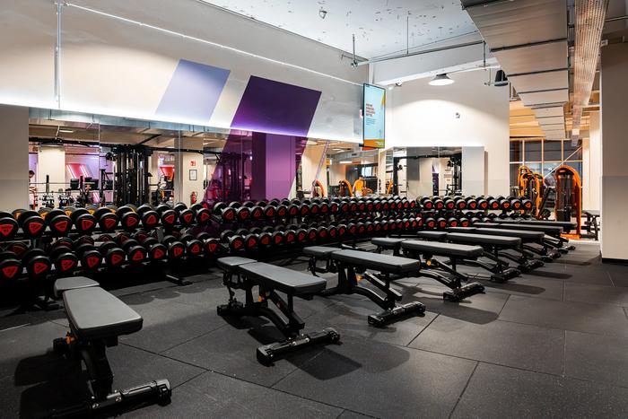 Basic-Fit Essen Limbecker Stra&szlig;e 24/7