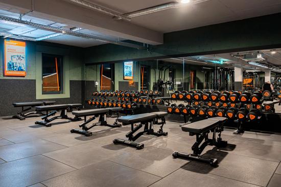 Basic-Fit Trier &Uuml;ber Br&uuml;cken. 24/7