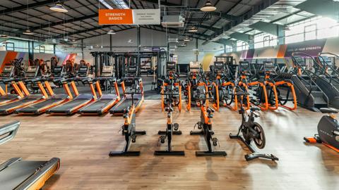 Basic-Fit Oldenburg Bremer Heerstr. 24/7