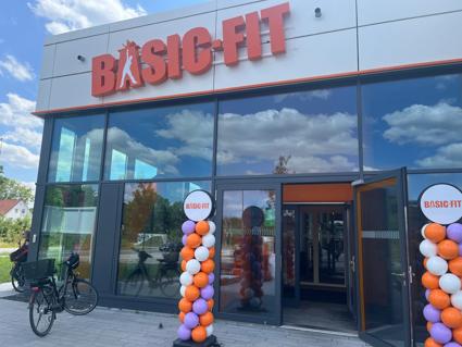 Basic-Fit Unterschlei&szlig;heim Elisabeth-Schiemann-Bogen 1