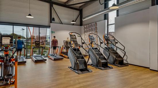 Basic-Fit Artigues-pr&egrave;s-Bordeaux Avenue de Guyenne 24/7