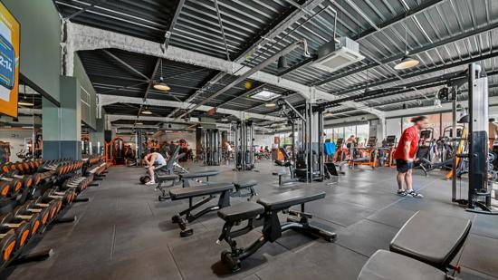 Basic-Fit Lozanne Chemin du Vavre 24/7