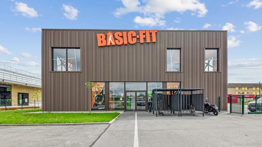 Basic-Fit Bourg-en-Bresse 115 Avenue Am&eacute;d&eacute;e Mercier 24/7