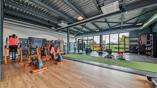 Basic-Fit Bourg-en-Bresse 115 Avenue Am&eacute;d&eacute;e Mercier 24/7