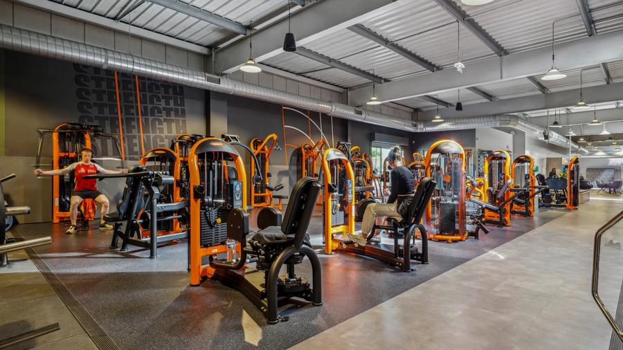 Basic-Fit Auchy-les-Mines Avenue Fr&eacute;d&eacute;rik De Klerk 24/7